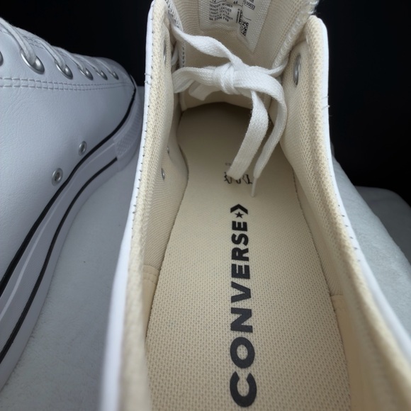 Converse Chuck Taylor All Star Lift Ox – 561680C – 10M/12W - NIB - Picture 10 of 15